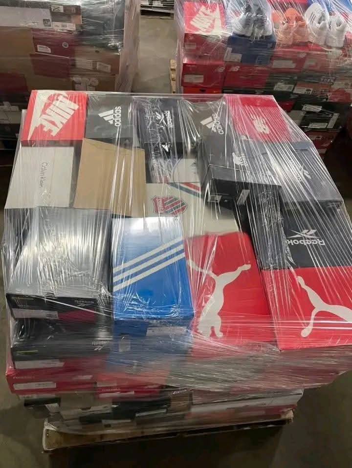 SNEAKERS